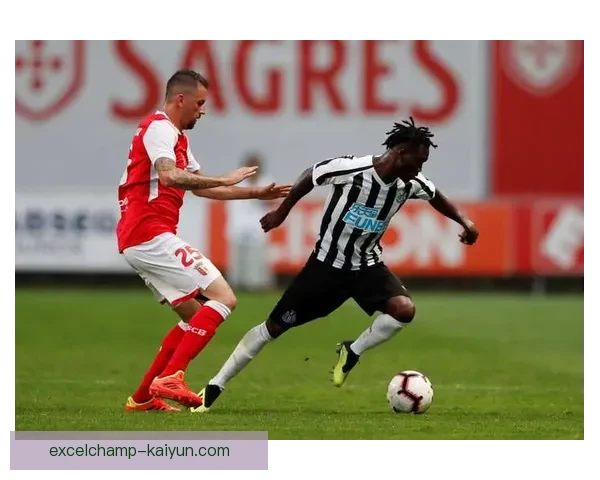 Osimhen 以足球哲学与信念引领新一代球员，表现值得关注